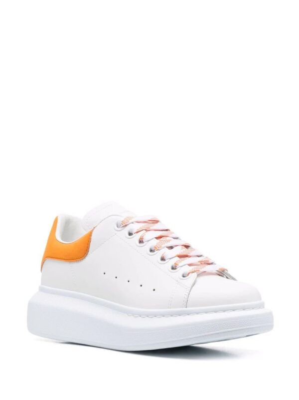 18186681_38724708_1000.jpg Alexander Mcqueen Oversized sole low-top sneakers