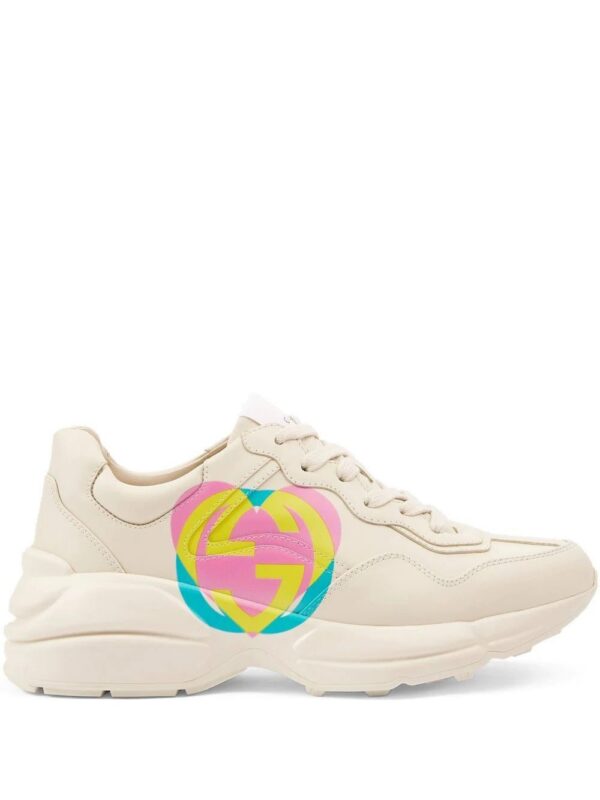 18256235_38968692_1000.jpg Gucci low-top Rhyton heart sneakers