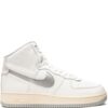 18267175_38990049_1000-1.jpg Nike Air Force 1 high-top sneakers
