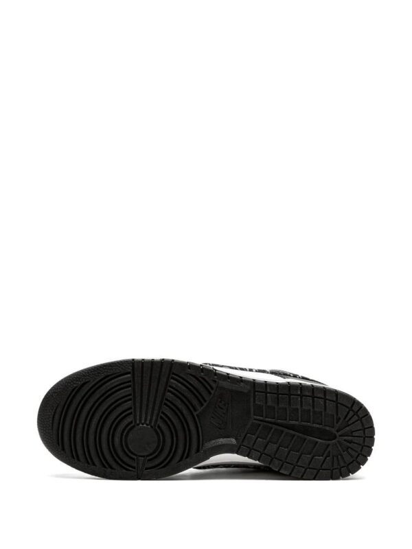 18285765_39008825_1000.jpg Nike Dunk Low "Paisley" sneakers
