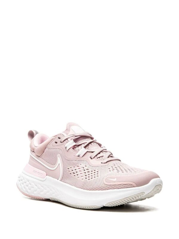 18296724_39241670_1000-1.jpg Nike React Miler 2 low-top sneakers