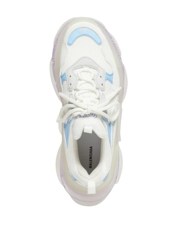 18364648_40978280_1000.jpg Balenciaga Triple S colour-block sneakers
