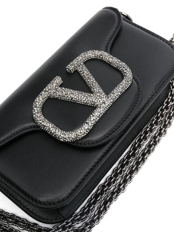 18365303_40545777_1000.jpg Valentino Garavani small Locò shoulder bag