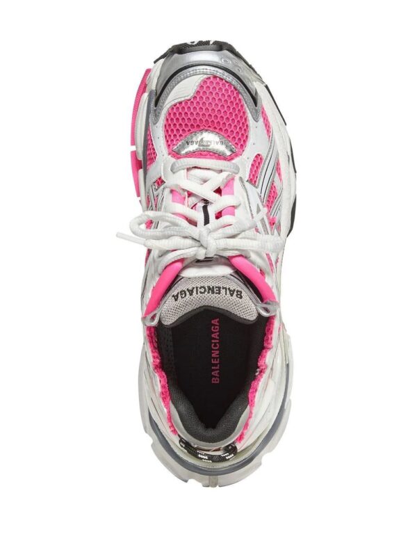 18373135_40975999_1000.jpg Balenciaga Runner panelled sneakers