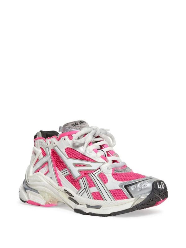18373135_40978901_1000.jpg Balenciaga Runner panelled sneakers