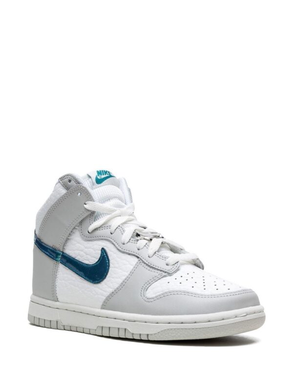 18436461_39523767_1000.jpg Nike Dunk High sneakers