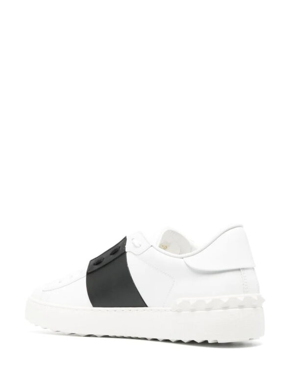 18460865_40997669_1000.jpg Valentino Garavani Open low-top sneakers
