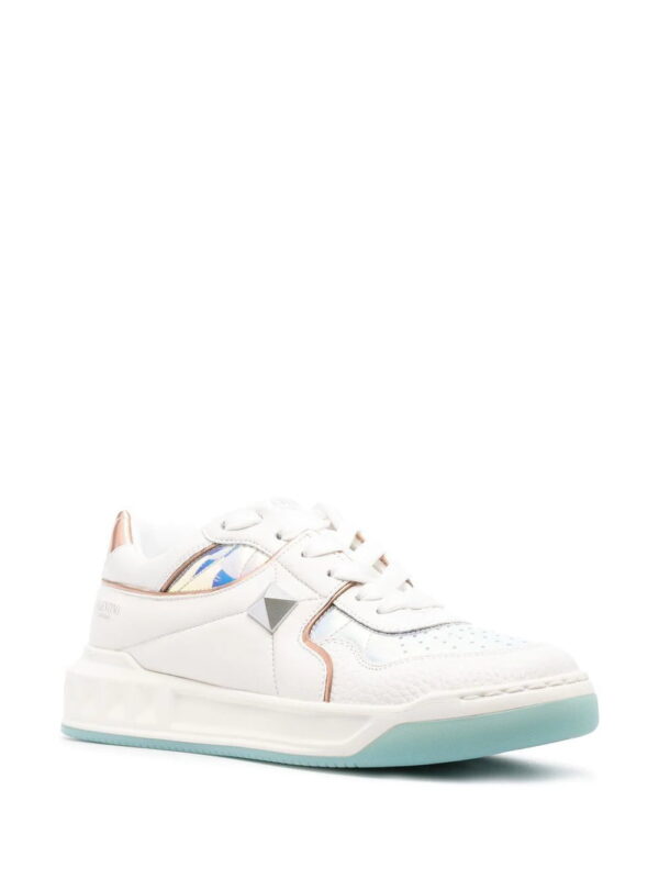 18461135_41855017_1000.jpg Valentino Garavani One-Stud low-top sneakers