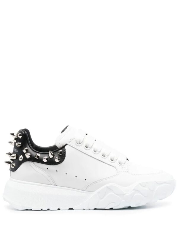 18478011_39885311_1000-1.jpg Alexander McQueen spike-stud detail Oversized sneakers