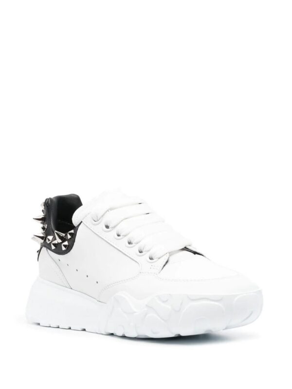 18478011_39885314_1000-1.jpg Alexander McQueen spike-stud detail Oversized sneakers