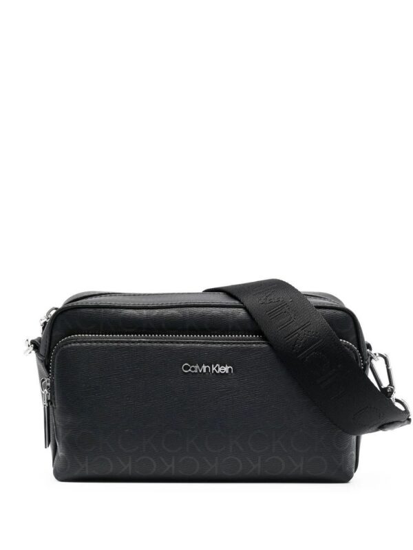 18498119_41784178_1000.jpg Calvin Klein logo-pattern camera bag