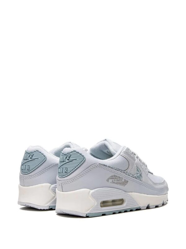 18509531_40475683_1000.jpg Nike Air Max 90 low-top sneakers