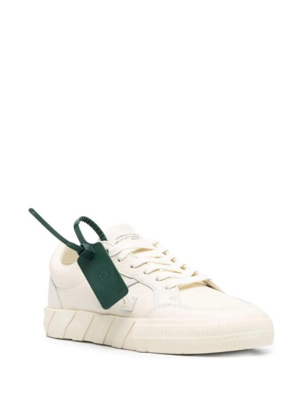 18531713_41223964_1000.jpg Off-white Low Vulcanized sneakers