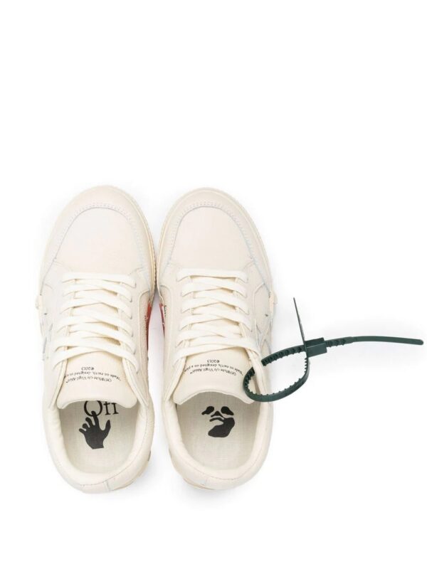 18531713_41224703_1000_e6040f6f-1276-45b1-8596-63998823a429-1.jpg Off-White Low Vulcanized sneakers