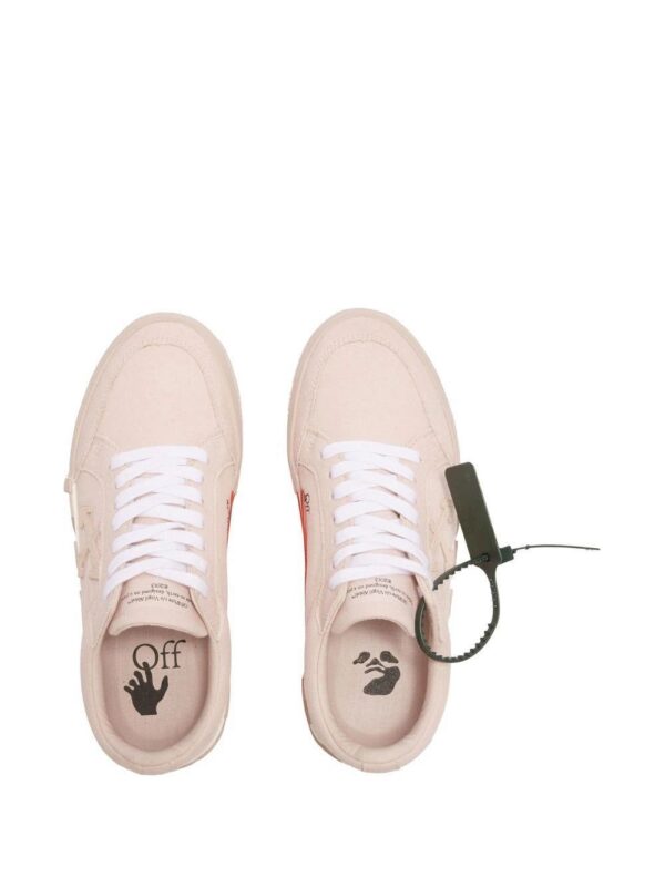 18532325_41356754_1000.jpg Off-white lo-top tag sneakers