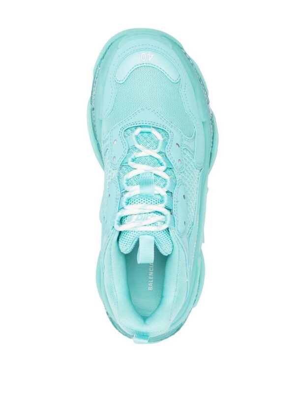 18543841_40388173_1000.jpg Balenciaga Triple S clear-sole sneakers