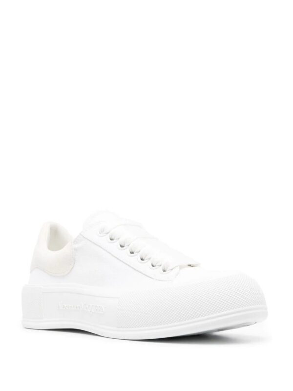18657086_40261026_1000.jpg Alexander McQueen Deck low-top sneakers