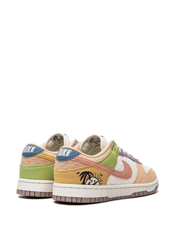 Nike Dunk Low SE sneakers