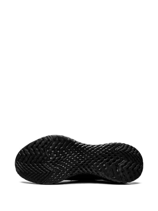 18680361_40510252_1000.jpg Nike Epic React Flyknit 2 sneakers