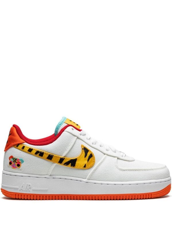 18760933_40583058_1000-1.jpg Nike Air Force 1 '07 LX "Year of the Tiger" sneakers