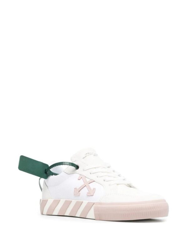 18784427_41212176_1000.jpg Off-White Vulcanized low-top sneakers