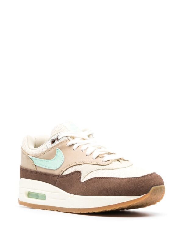 18859822_42426865_1000_2055aebf-0cae-44dc-9484-ee4ea32b5a5d-1.jpg Nike Air Max 1 low-top sneakers