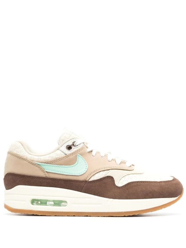 18859822_42428130_1000.jpg Nike Air Max 1 low-top sneakers