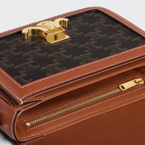 188882BZ4-04LU_4_SS24_P1_W.jpg CELINE TEEN TRIOMPHE BAG IN Triomphe Canvas and Calfskin