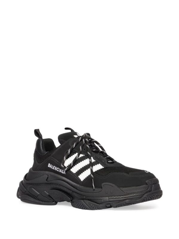 18945297_42188019_1000.jpg Balenciaga x adidas Triple S sneakers
