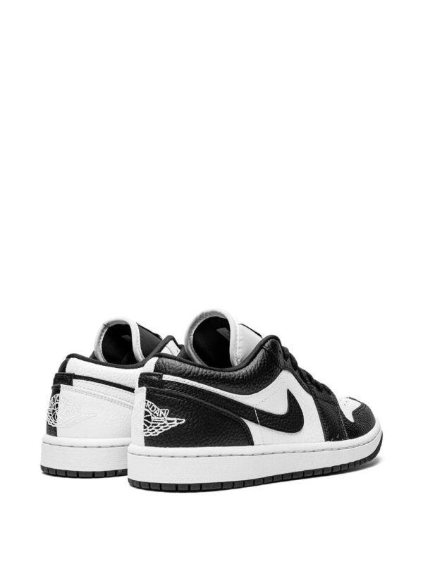 18978190_41269019_1000.jpg Jordan Air Jordan Low 1 sneakers.