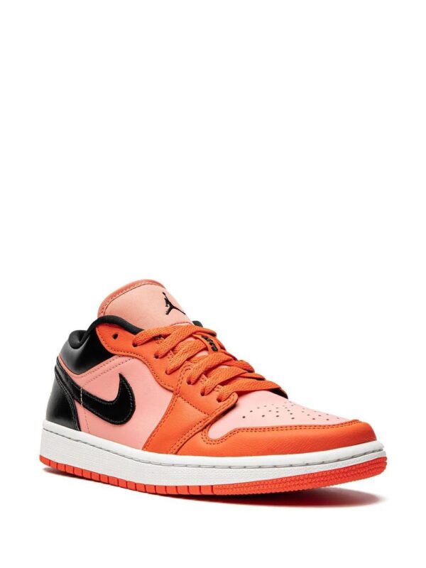 18997634_41382955_1000_930930c9-43a1-46bd-b929-ba22bfdfc962.jpg Jordan Jordan 1 Low "Orange/Black" sneakers