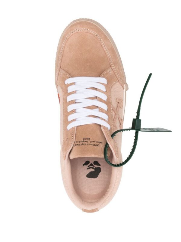 19060357_41825543_1000.jpg Off-white Arrows-motif lace-up sneakers