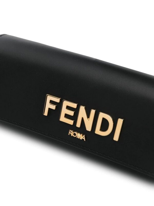 19061633_41625713_1000.jpg FENDI logo-detail leather mini bag