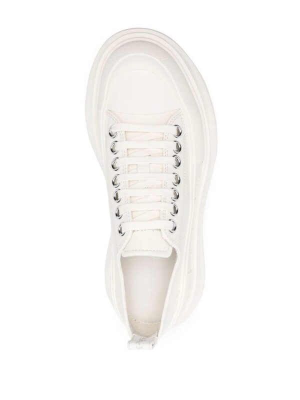 Alexander Mcqueen embossed-logo low-top sneakers