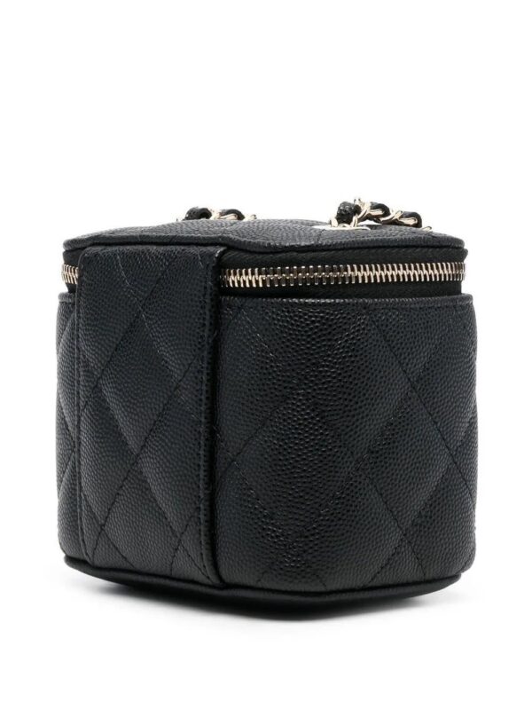 19120658_42047109_1000.jpg CHANEL mini crossbody bag