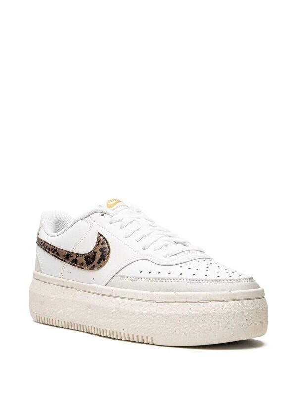 19123950_41787694_1000.jpg Nike Court Vision Alta sneakers