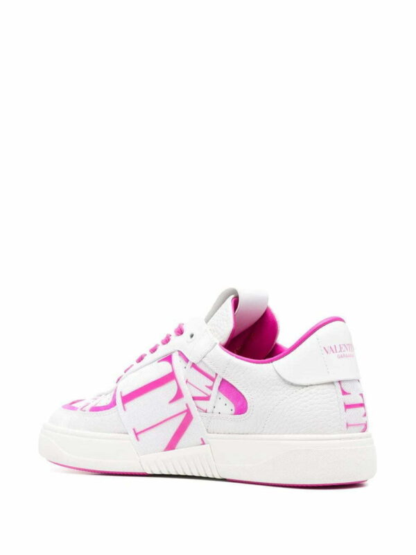 19128012_41848415_1000.jpg Valentino Garavani VL7N low-top sneakers
