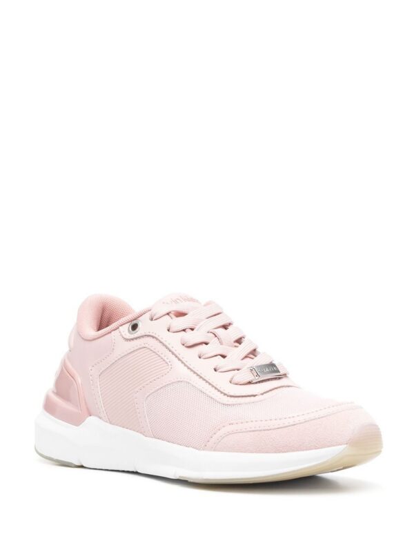 19151478_42727163_1000_fadeb55b-4dac-41ab-b688-86cbeaaed1e2.jpg Calvin Klein embossed logo low-top sneakers