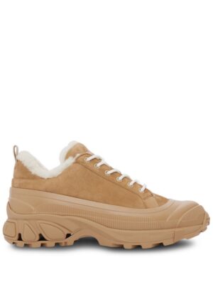 19160336_41989229_1000_59f65f02-8791-4086-b5e4-788aeaed96ad.jpg Burberry Arthur shearling-lined sneakers
