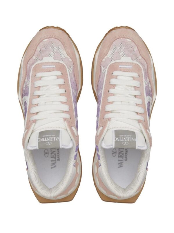 19184325_42155312_1000.jpg Valentino Garavani Lacerunner mesh sneakers
