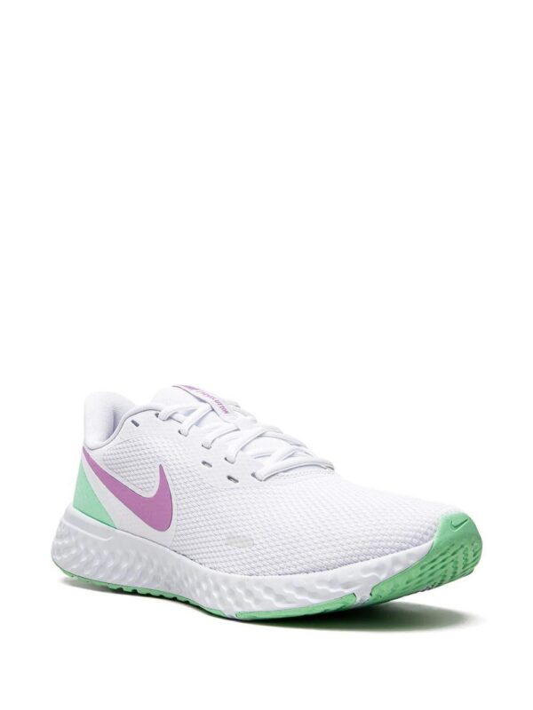 19214774_42648778_1000-1.jpg Nike Revolution 5 low-top sneakers
