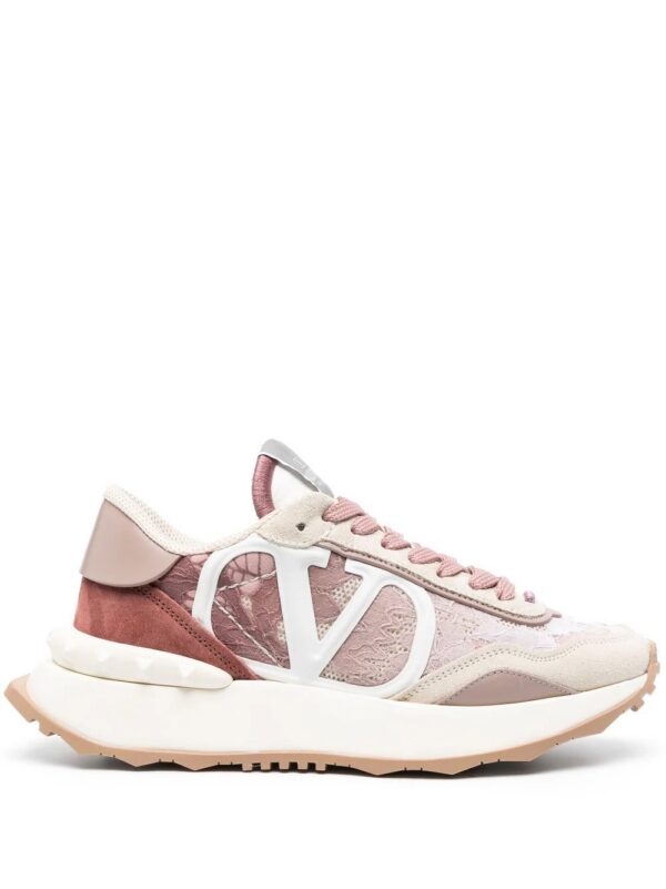 19216251_44854401_1000_d257622b-2d09-40af-a245-57eca5bfc44a.jpg Valentino Garavani Lacerunner VLogo sneakers