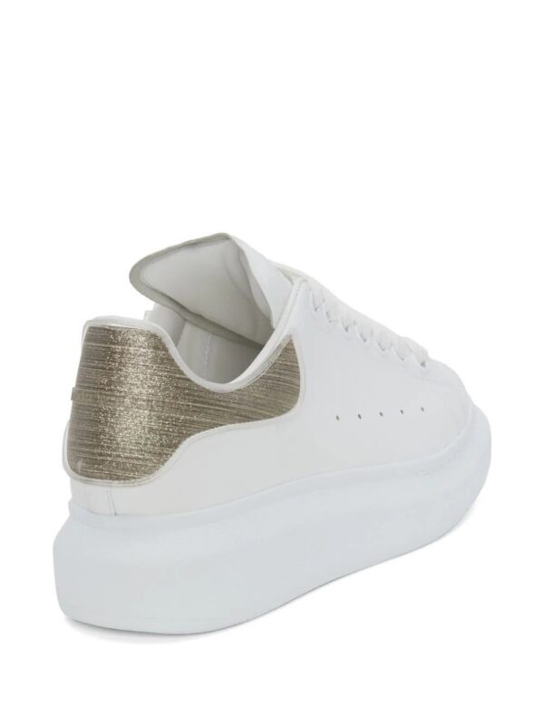 19218441_42577629_1000.jpg Alexander Mcqueen Oversized lace-up sneakers
