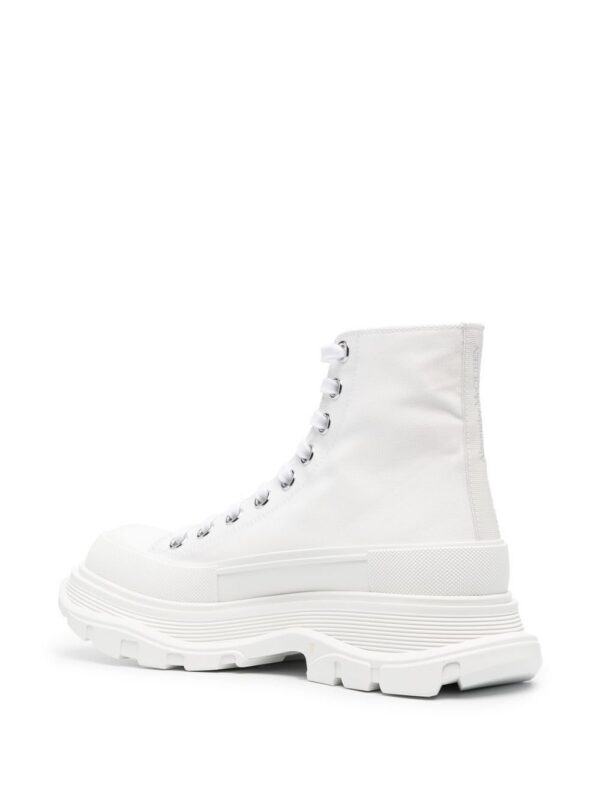 19218892_53540335_1000_97e3f1a1-9299-43f0-b7c7-9fb5de81b769.jpg Alexander McQueen chunky-sole sneakers