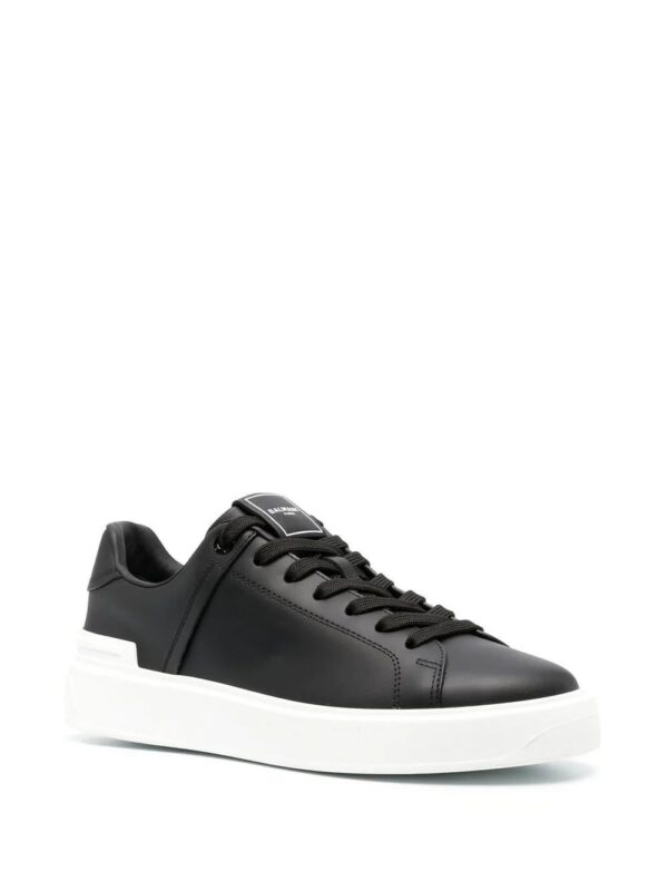 19223102_43190528_1000.jpg Balmain B-Court low-top sneakers