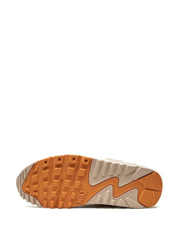 19255260_42156138_1000-1.jpg Nike Air Max 90 SE sneakers