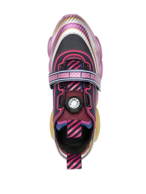 19292974_42397056_1000.jpg Moschino logo-patch colour-block sneakers
