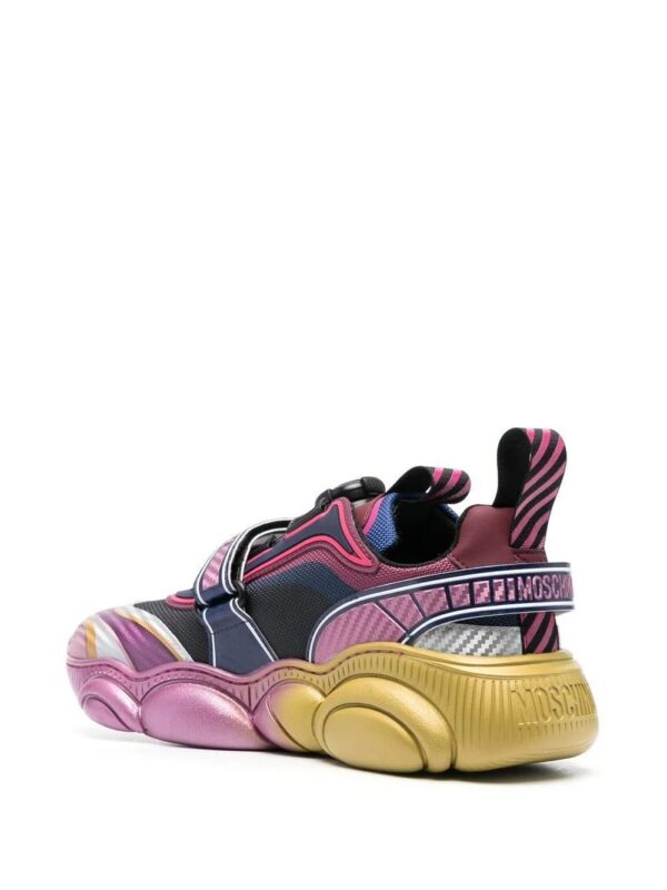 19292974_42397061_1000.jpg Moschino logo-patch colour-block sneakers