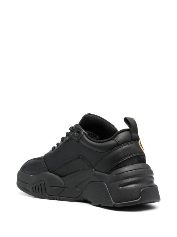 19300006_42328637_1000.jpg Versace Jeans Couture logo-print low-top sneakers