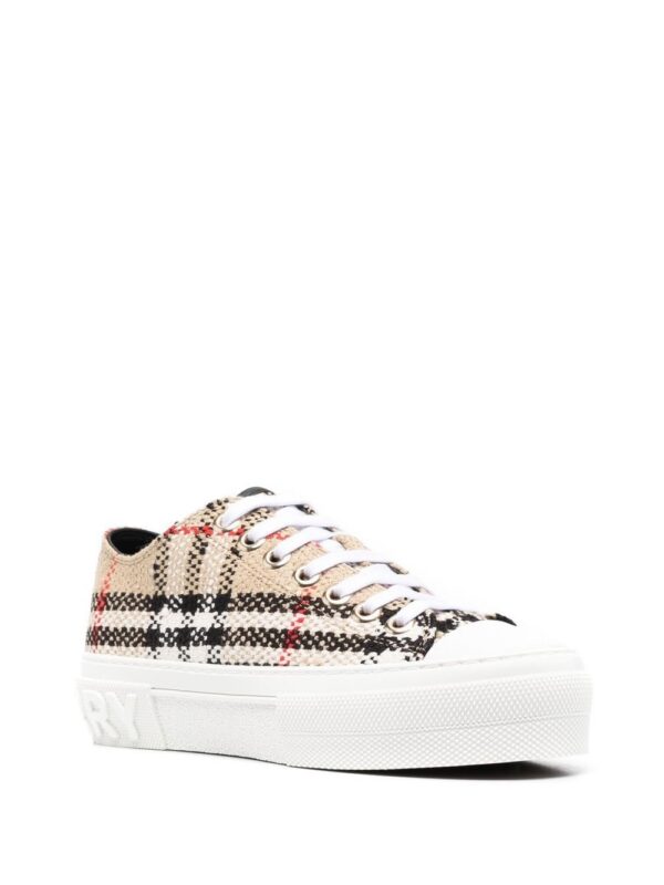 19347116_43708401_1000_d863b725-f8e1-4bc0-9648-d796f24c2fc0.jpg Burberry check low-top sneakers